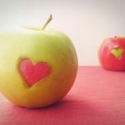 You Won’t Ever Forgot This Teacher’s Life Lesson About Apples